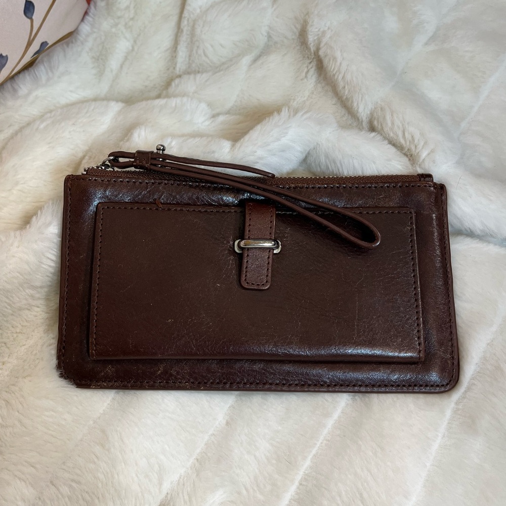 Wilson’s Leather Brown Fall Small Travel Wristlet Wallet Classic Fold Out Zip